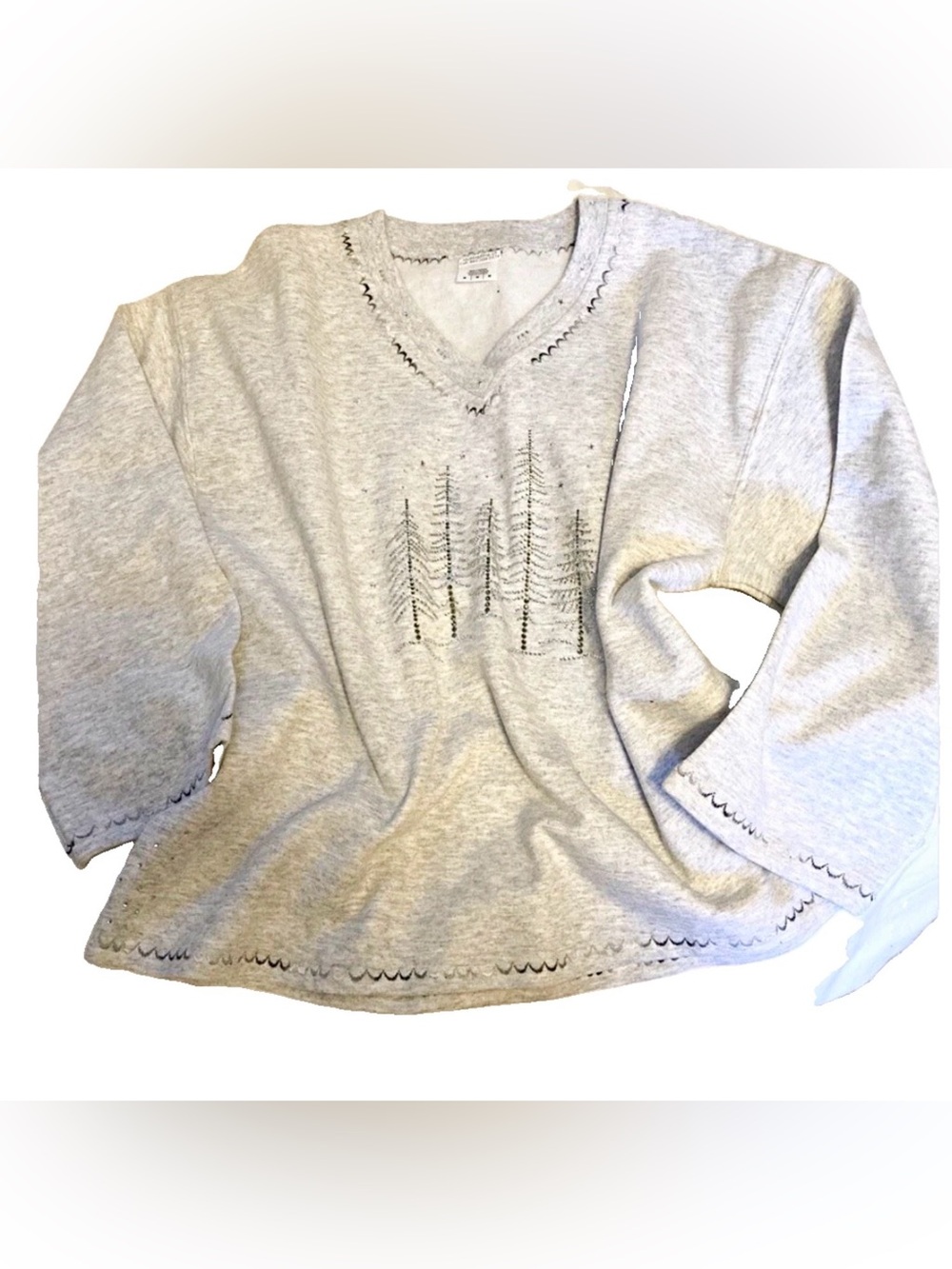 Evergreen grey holiday sweatshirt size MED